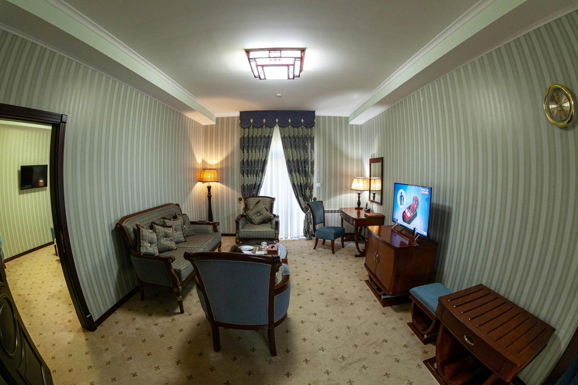 Zargaron Plaza Hotell Buchara Exteriör bild