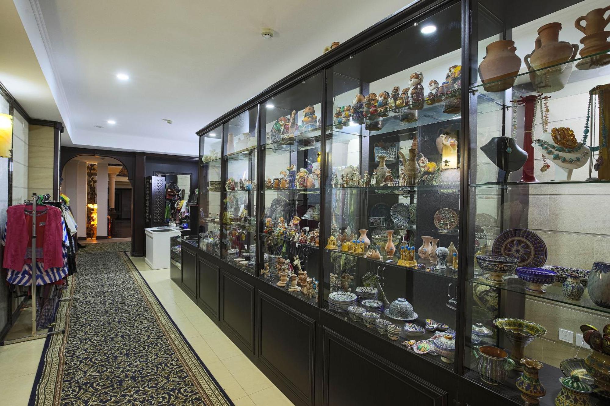 Zargaron Plaza Hotell Buchara Exteriör bild