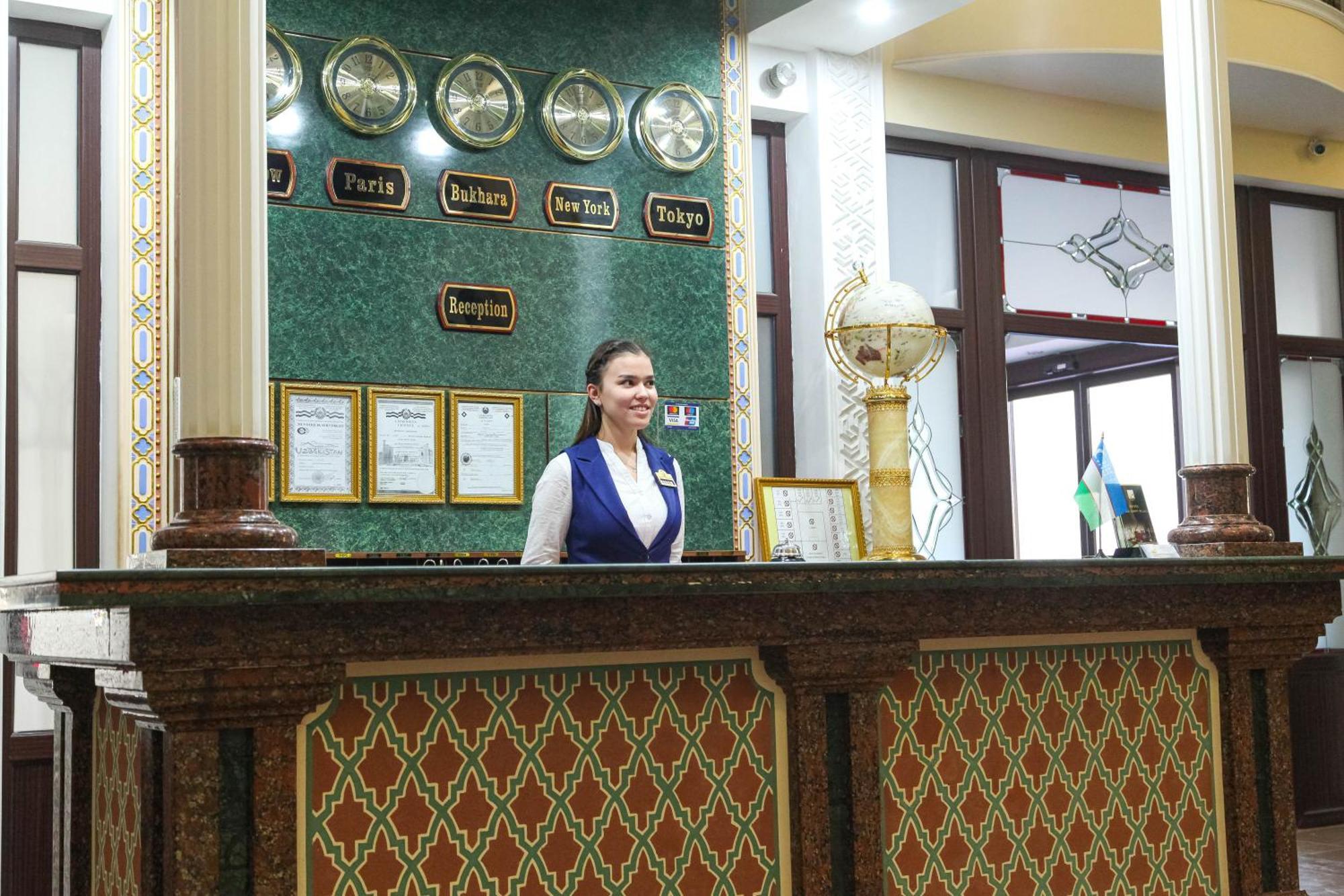 Zargaron Plaza Hotell Buchara Exteriör bild