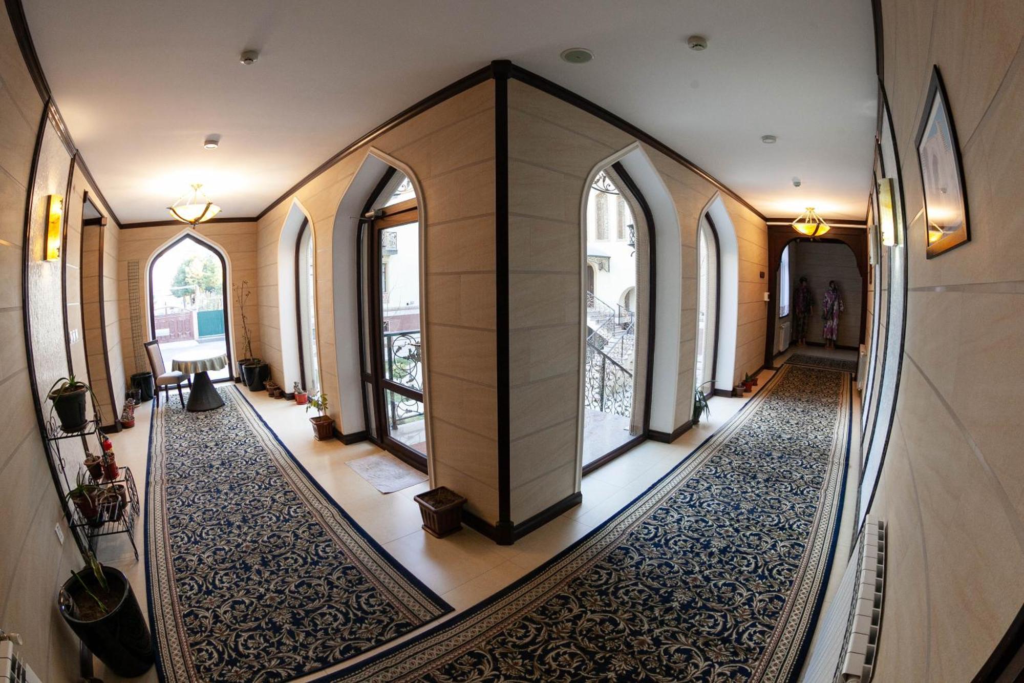 Zargaron Plaza Hotell Buchara Exteriör bild
